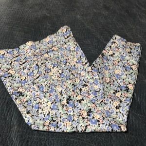 Floral print skinny jegging  cotton spandex size 1 x (16w-18w)